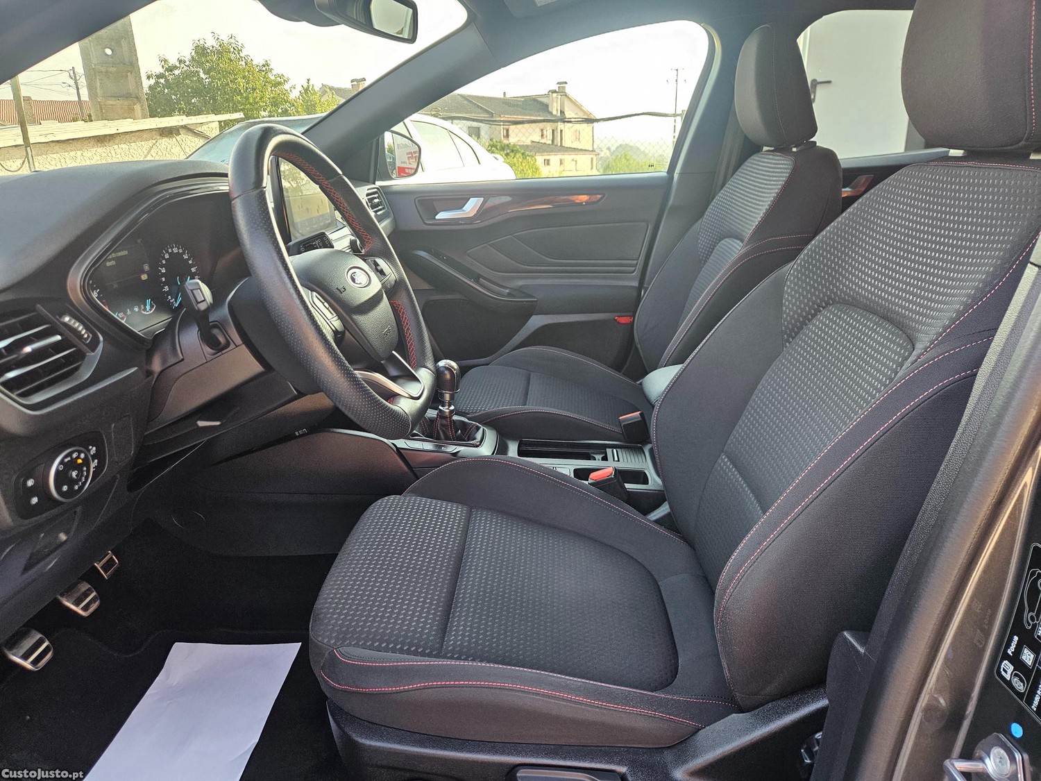 Ford Focus 1.0 ECOBOOST ST LINE GASOLINA — fotografia 5