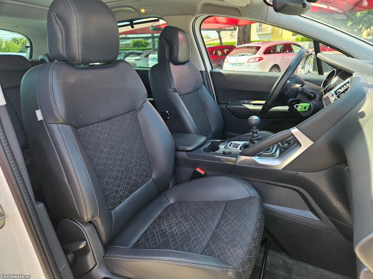 Peugeot 3008 1.6 HDI ALLURE POUCOS KMS — fotografia 5