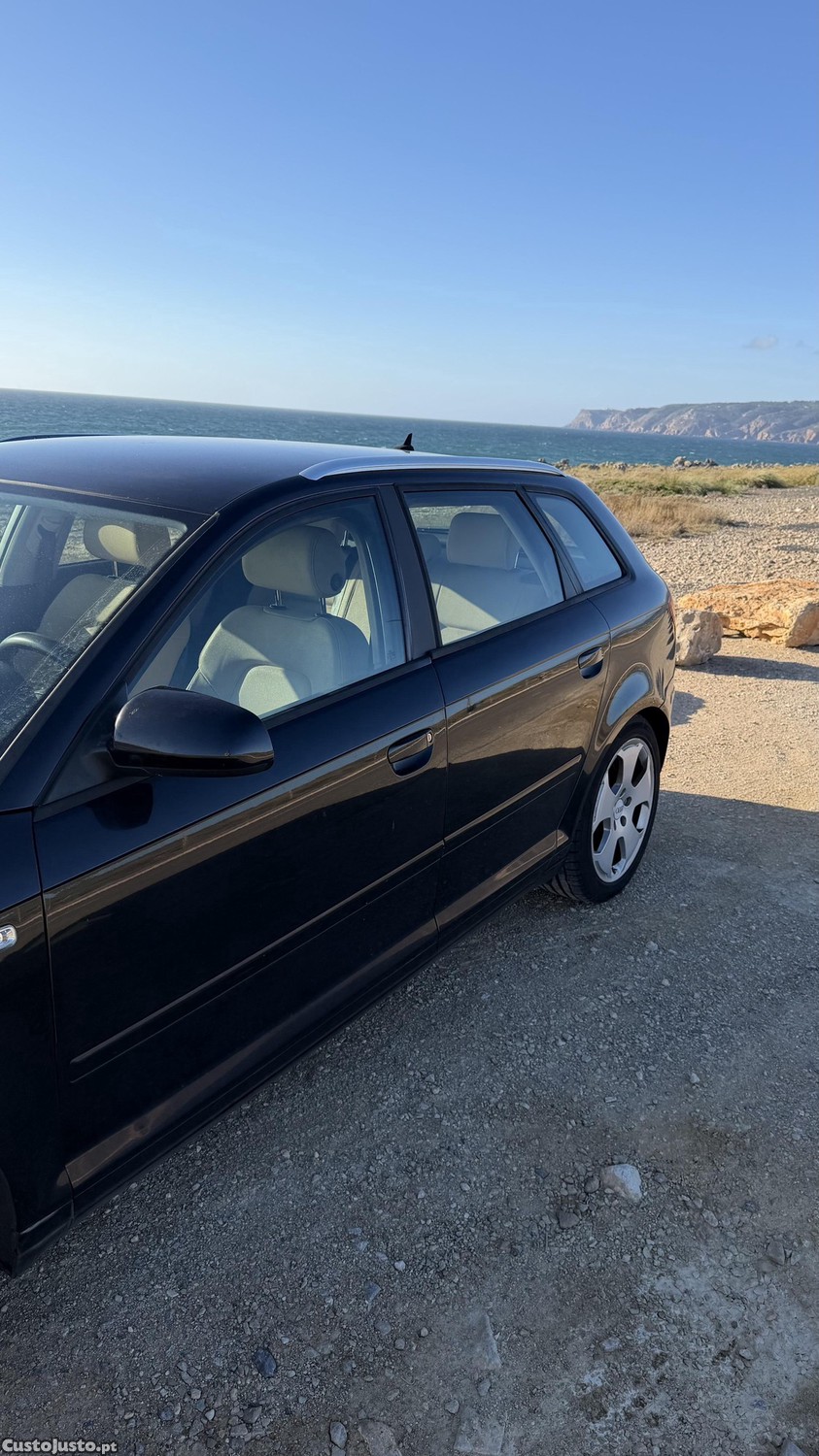 Audi A3 Sportback 2.0TDI  - 07 foto 3