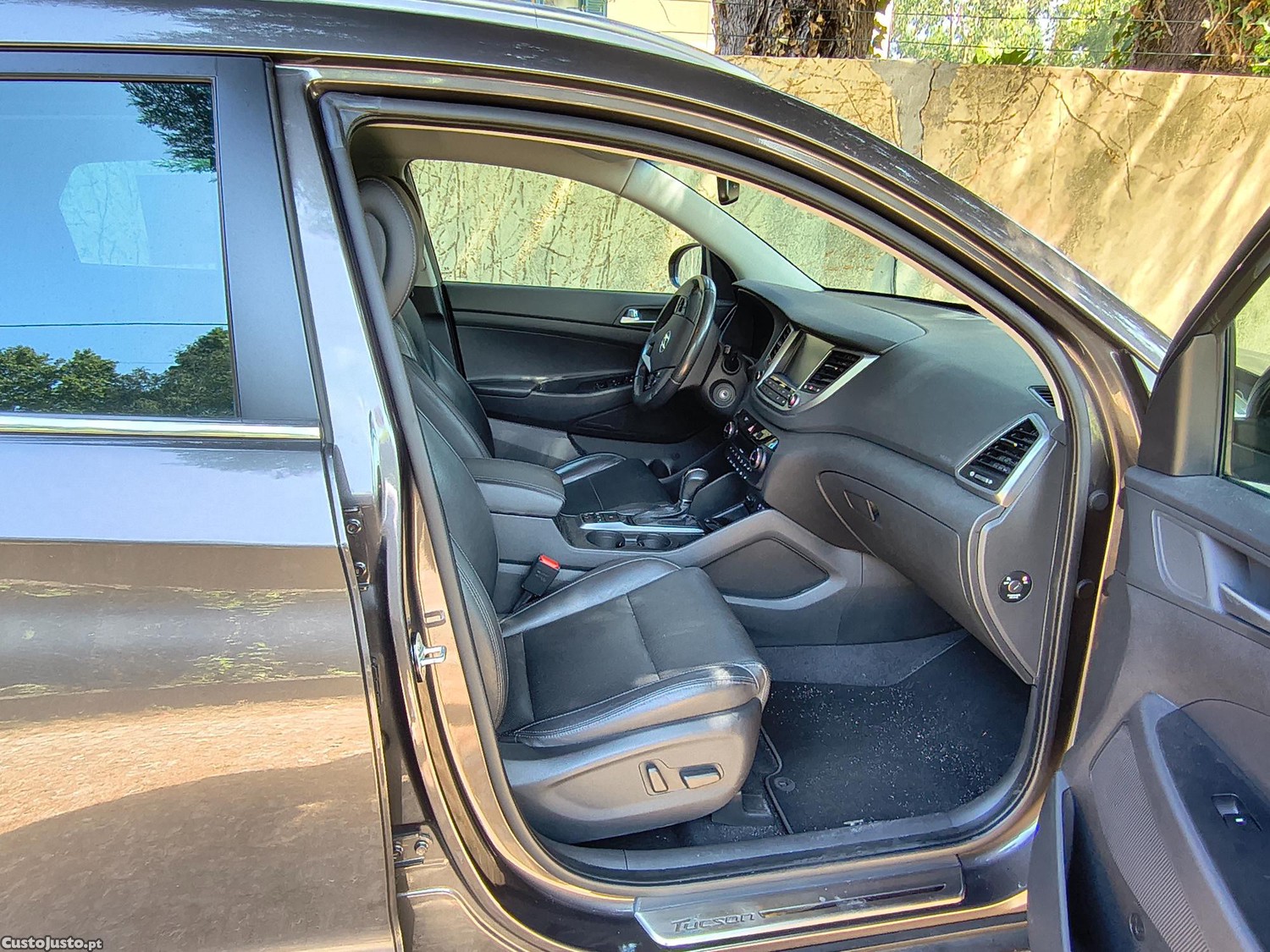 Hyundai Tucson Premium dct 1.7 141cv — fotografia 3
