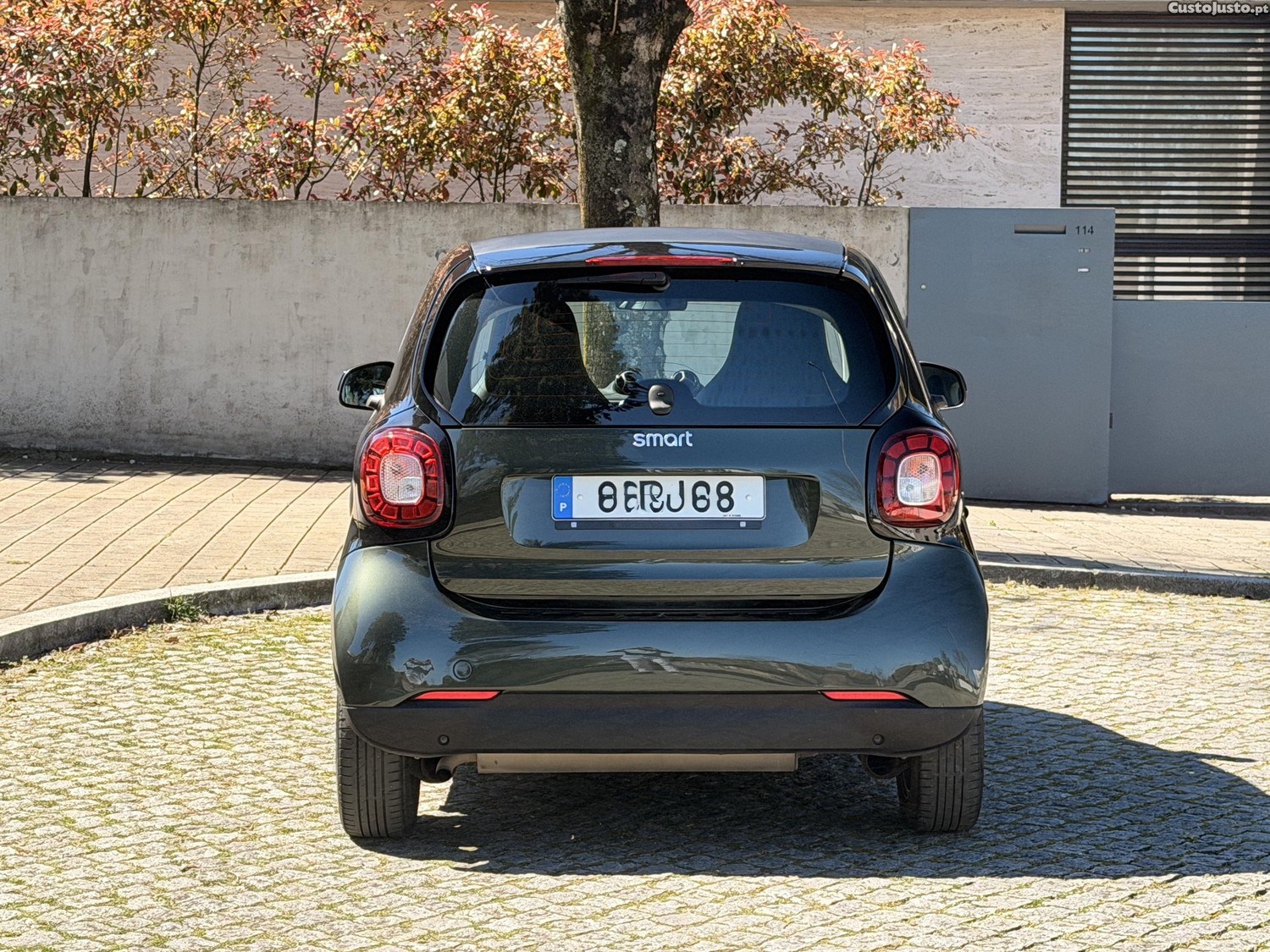 Smart Fortwo 0.9 Prime 90cv Auto como novo! — fotografia 8