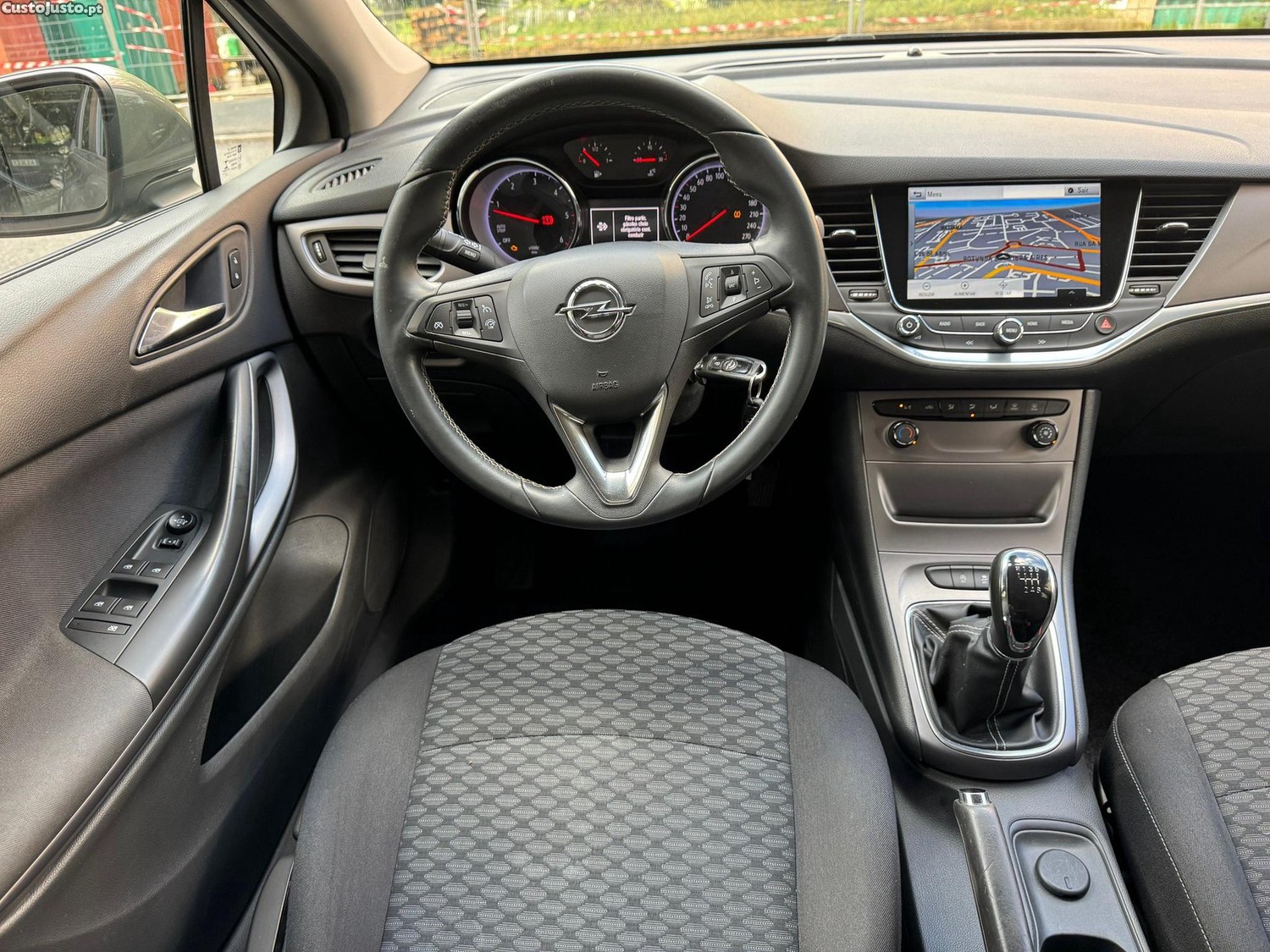 Opel Astra Sports Tourer 1.6 CDTi Cosmo S/S — fotografia 16
