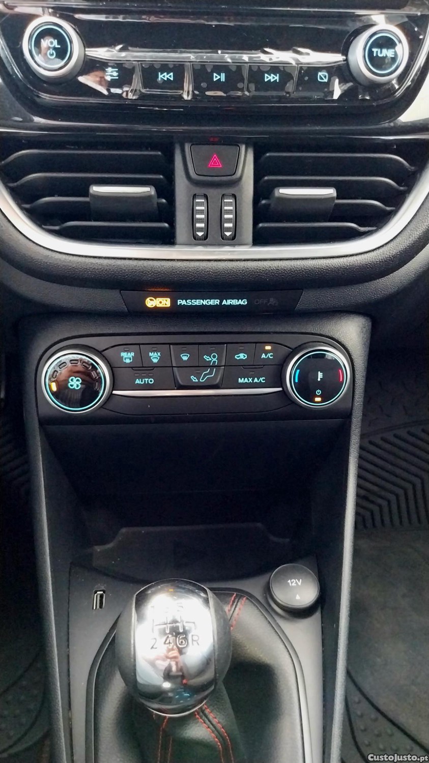 Ford Fiesta 1.0 Ecoboost Mild Hybrid ST Line | Nacional | Histórico de manutenção | 23 mil kms — fotografia 4