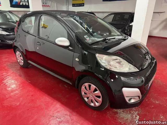Peugeot 107 1.0 access — fotografia 17