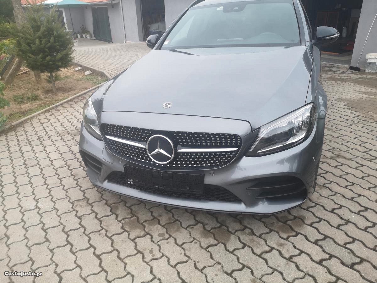 Mercedes-Benz C 220 AMG - 18 — photo 4