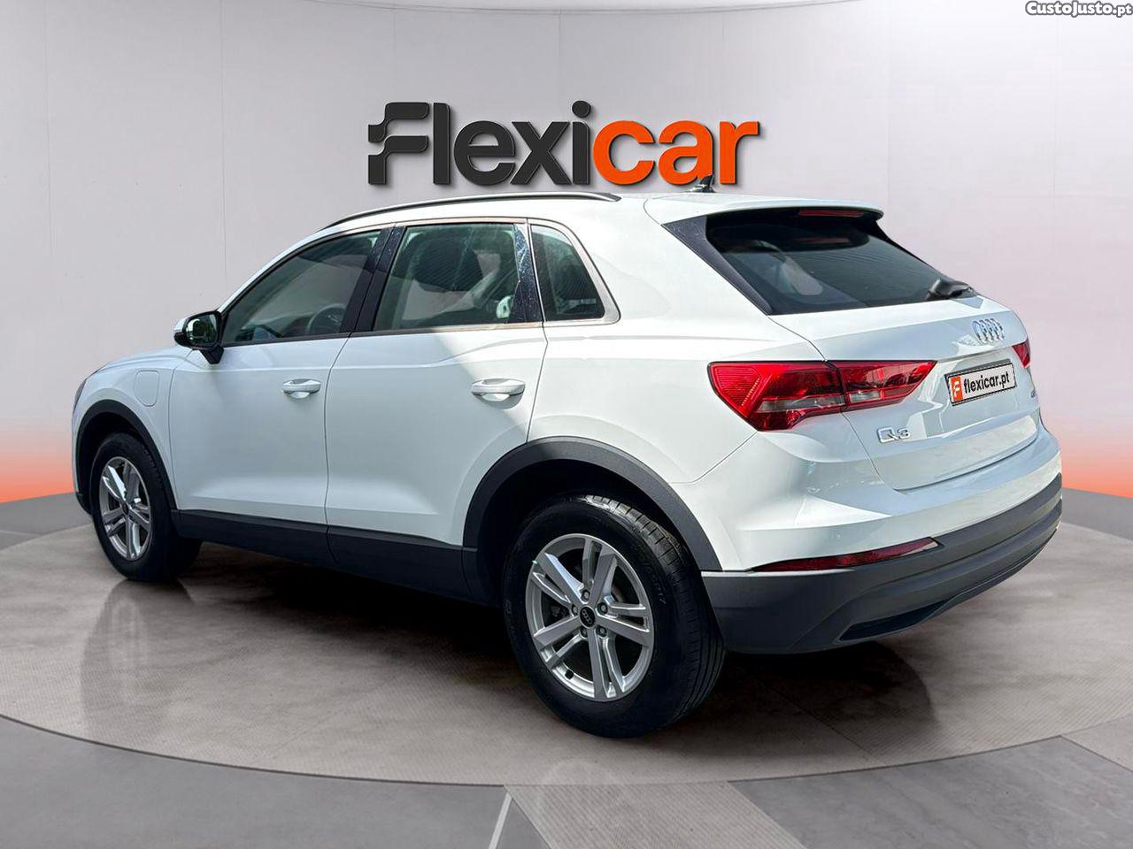 Audi Q3 45 TFSIe S tronic - 22 — photo 5
