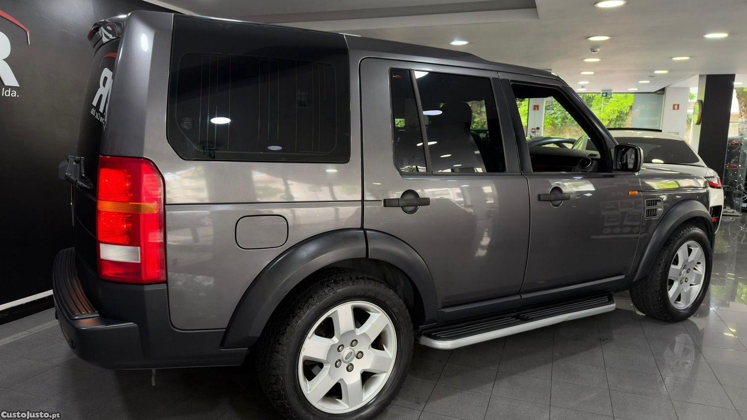 Land Rover Discovery 3 2.7 TD V6 SE Auto. - 06 foto 4