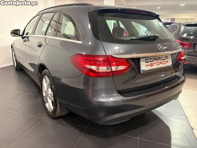 Mercedes-Benz C 180 d 7G-Tronic Exclusive — fotografia 17