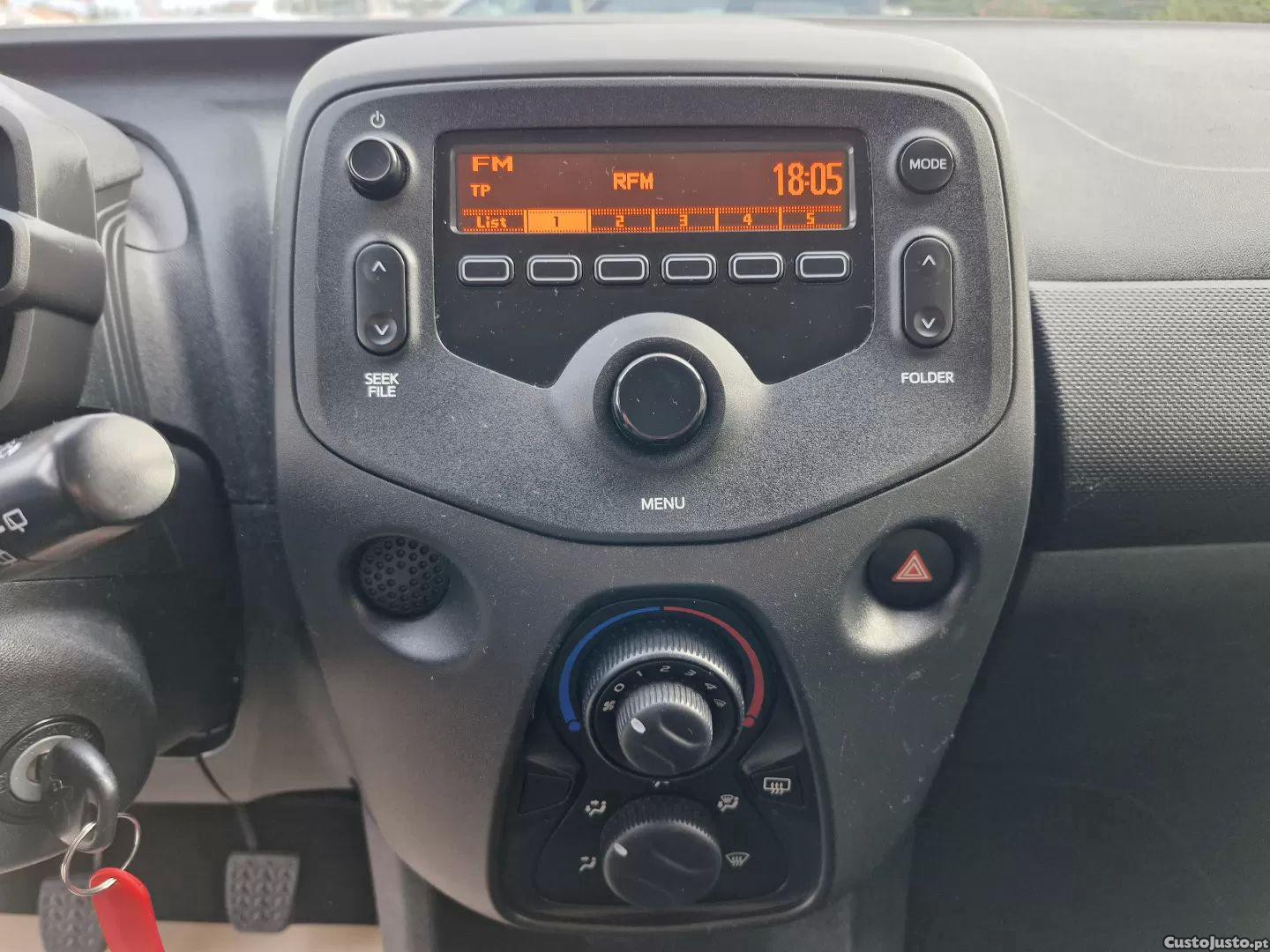 Peugeot 108 1.0 e-vti active — fotografia 18