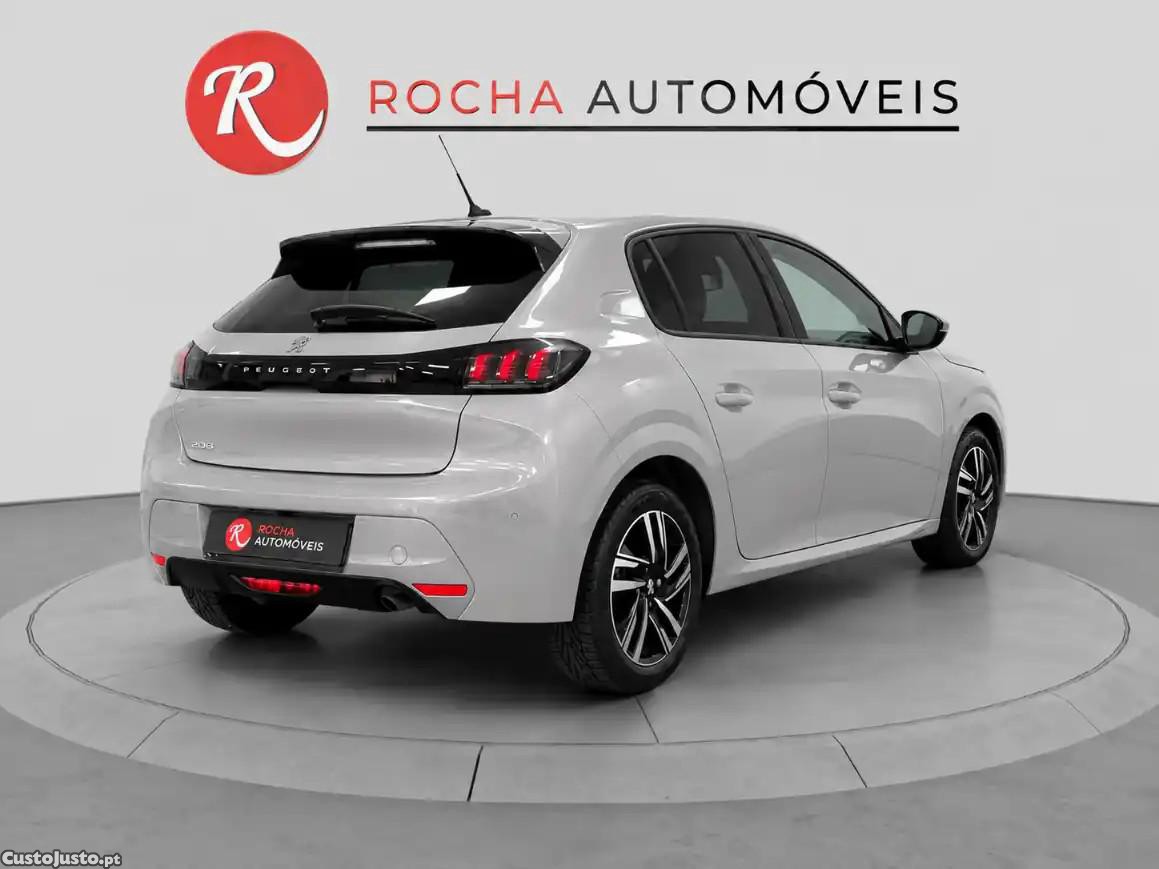 Peugeot 208 1.2 PureTech Allure EAT8 — fotografia 7