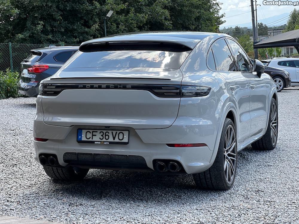 Porsche Cayenne E-Hybrid Pulg-in 462cv — fotografia 6