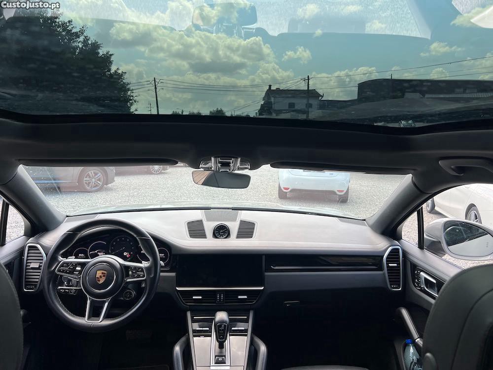 Porsche Cayenne E-Hybrid Pulg-in 462cv — fotografia 4