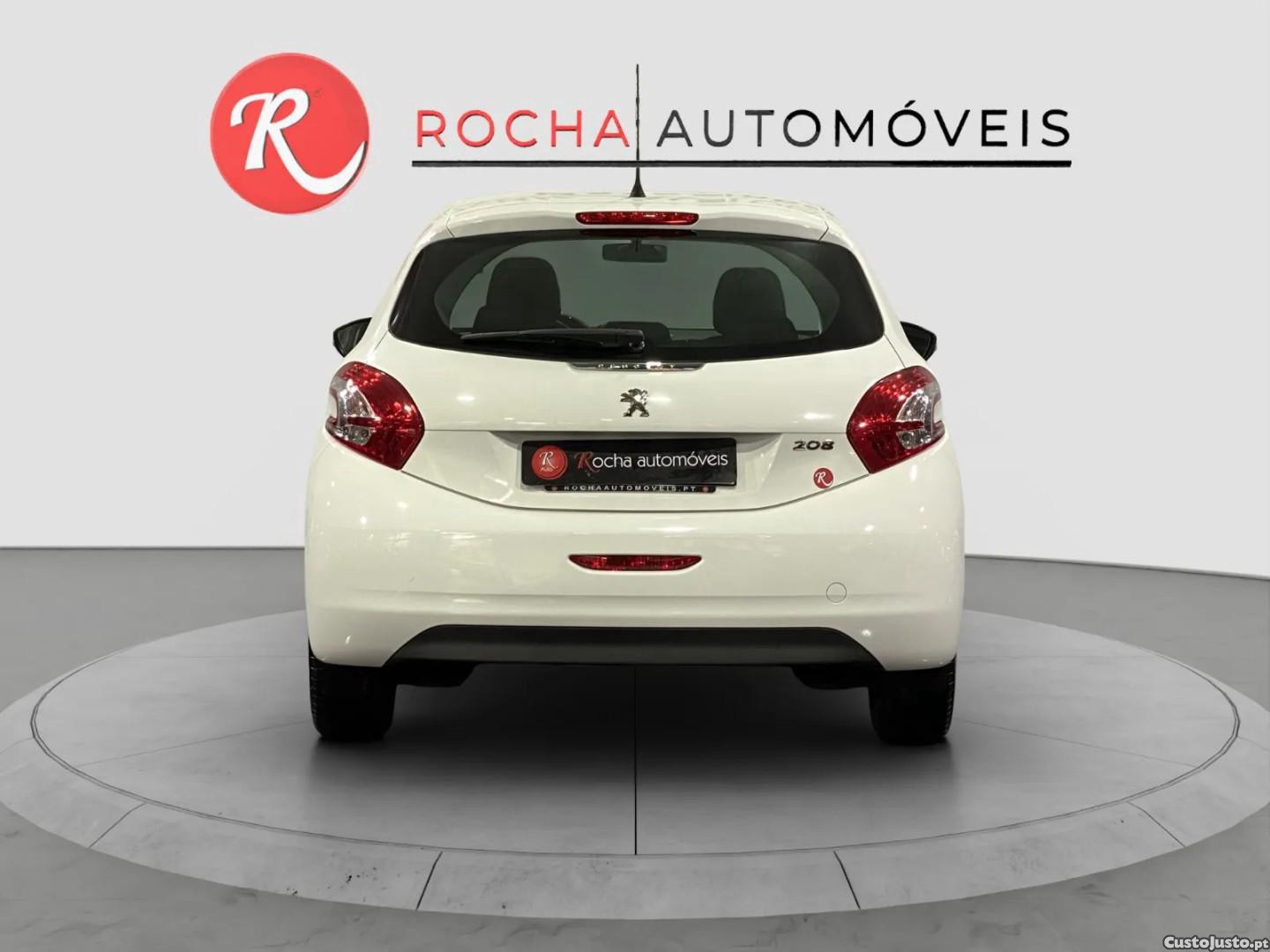 Peugeot 208 1.2 PureTech Signature - 18 foto 4