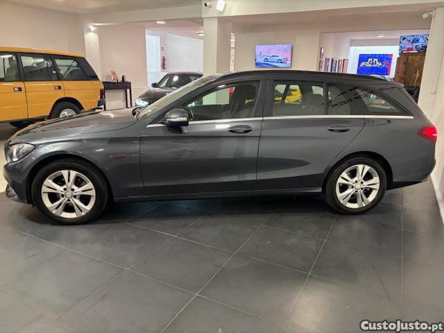 Mercedes-Benz C 180 d 7G-Tronic Exclusive — fotografia 11