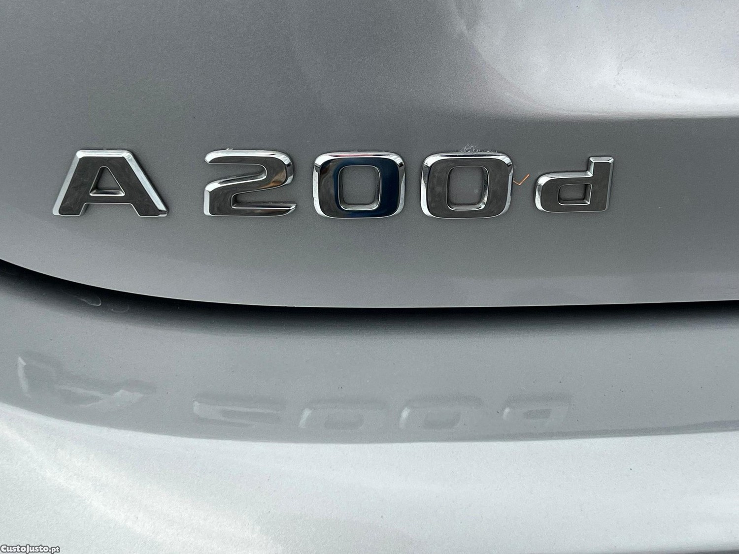 Mercedes-Benz A 200 d AMG Line Aut. — fotografia 12