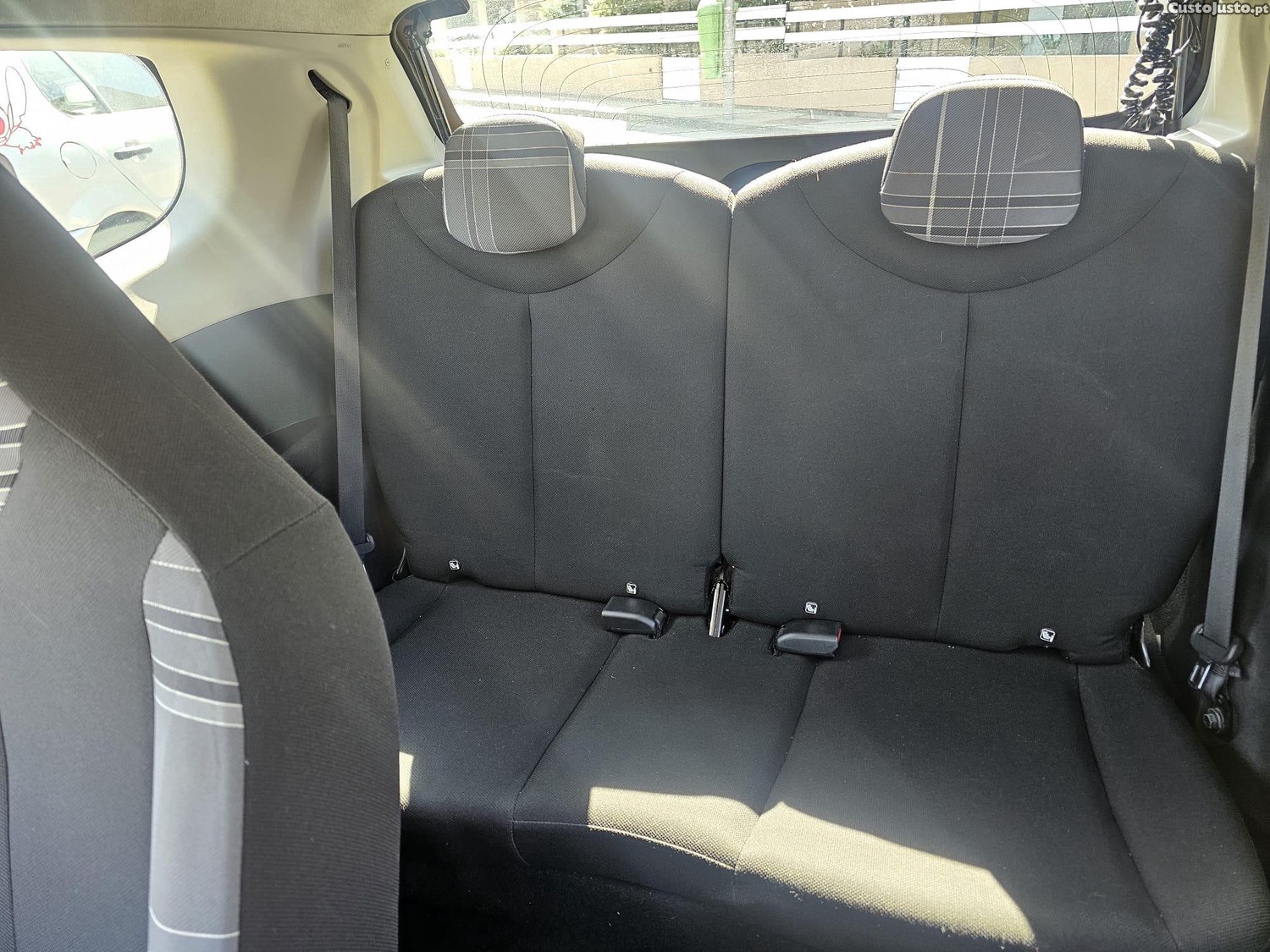 Peugeot 108 Active — fotografia 4