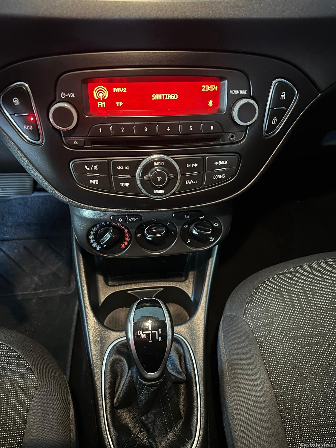 Opel Corsa 1.4 Easytronic — fotografia 7