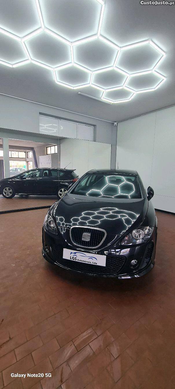 SEAT Leon 1.9tdi Sport — fotografia 9