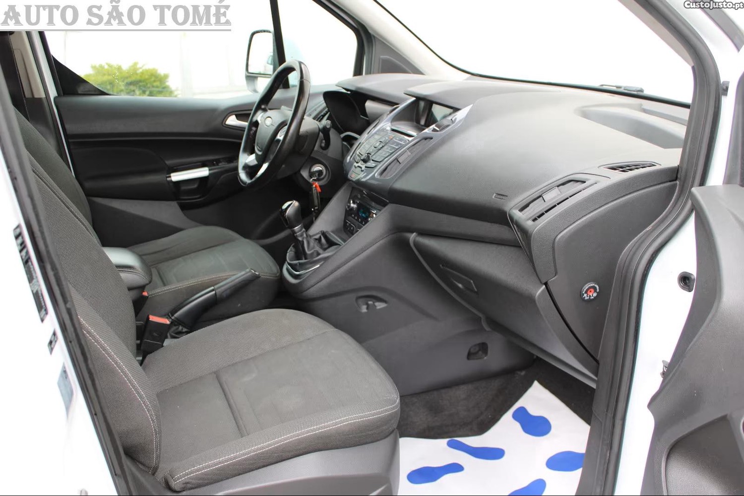 Ford Tourneo 1.5 Mobilidade Reduzida — fotografia 11