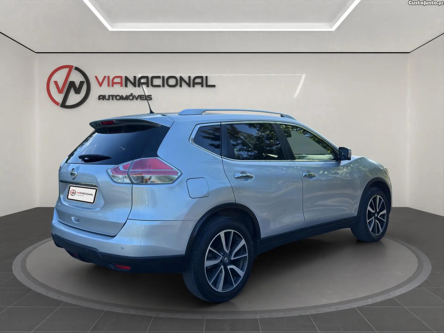 Nissan X-Trail 1.6 dCi N-Connecta — fotografia 10