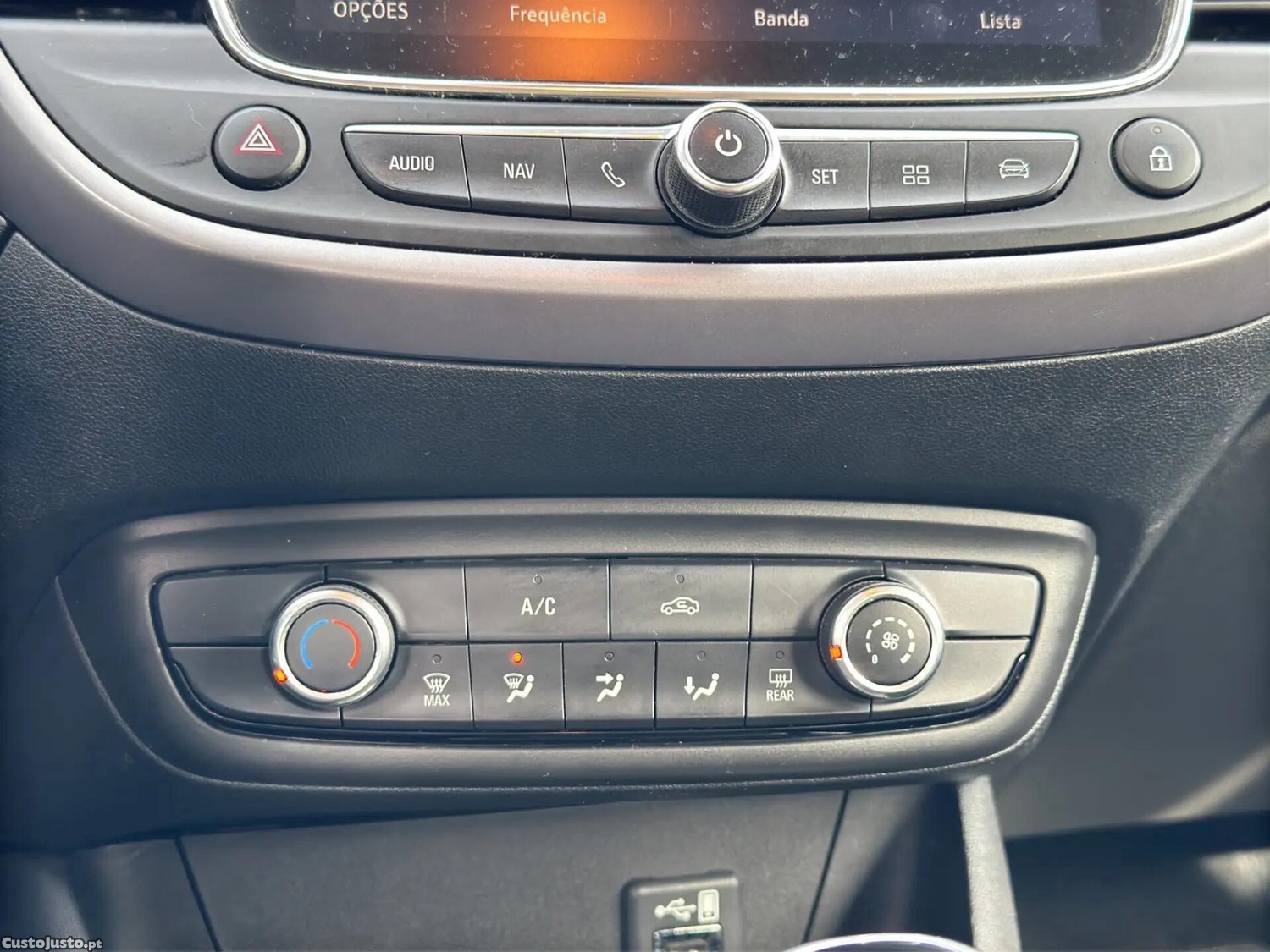 Opel Crossland X 1.2 T Edition — fotografia 8