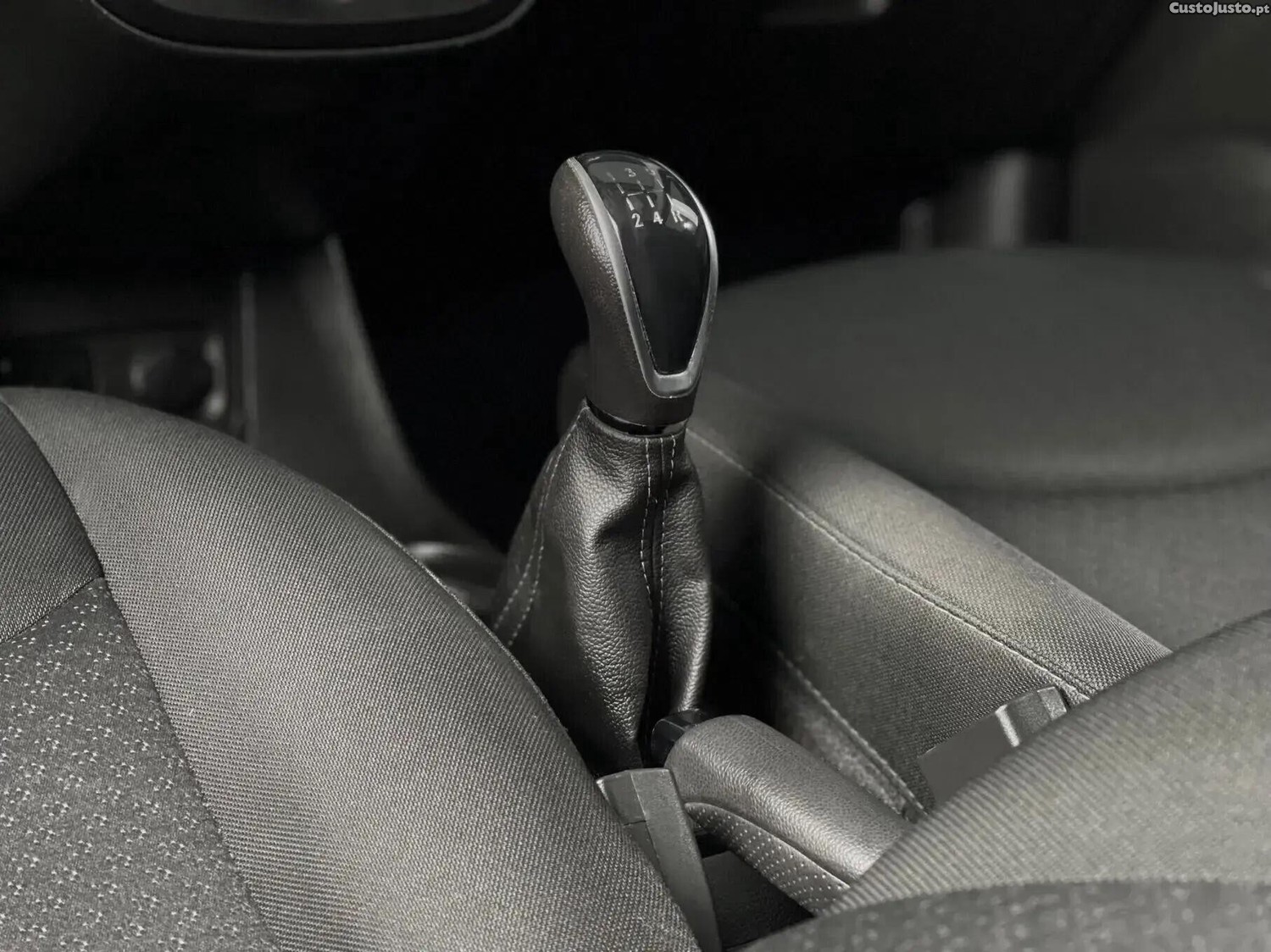 Opel Karl 1.0 — fotografia 7