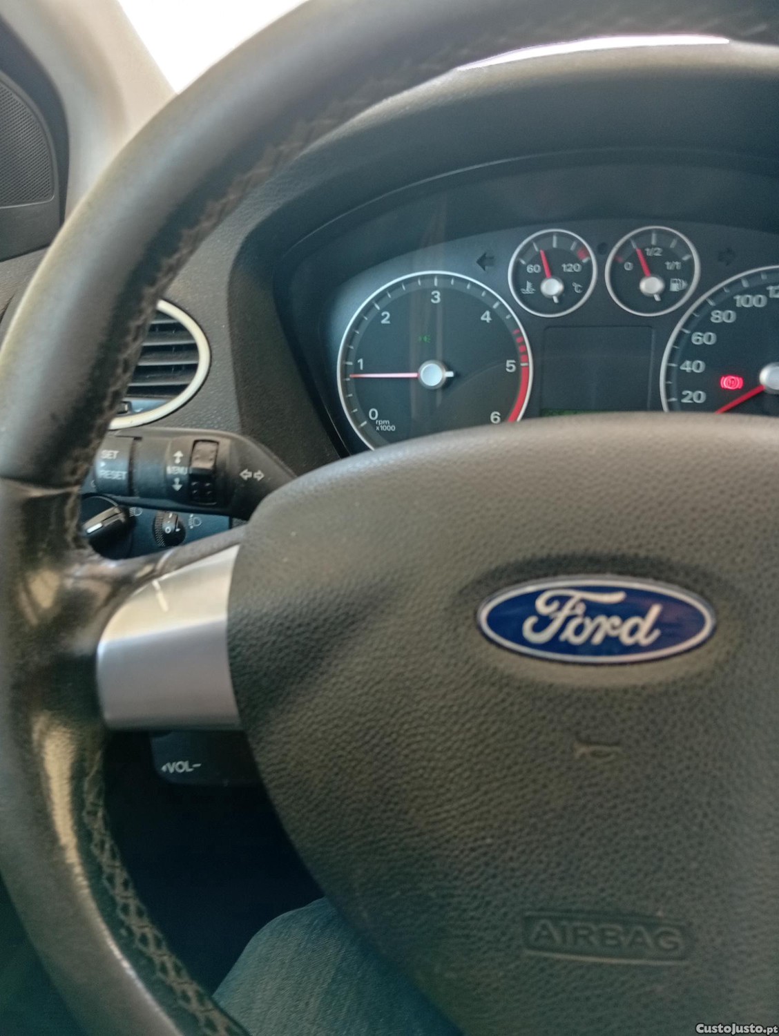 Ford Focus () — fotografia 7