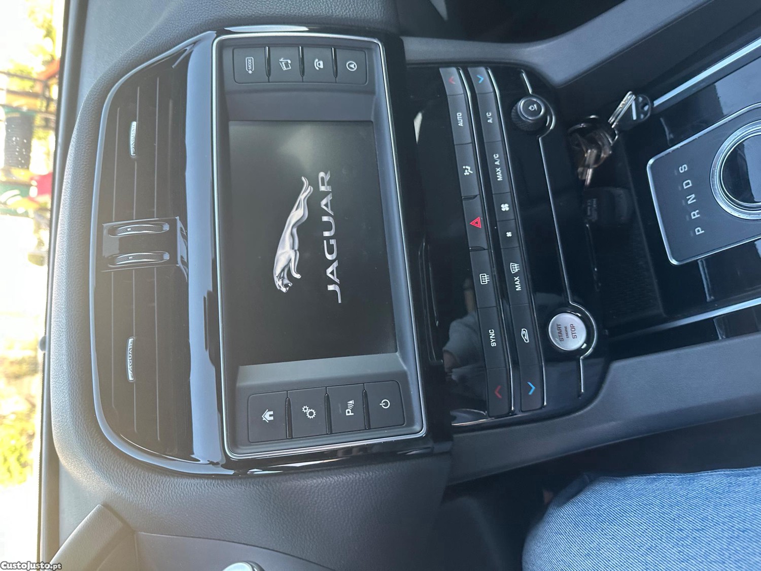 Jaguar F-Pace 20d AWD Aut. Prestige — fotografia 3