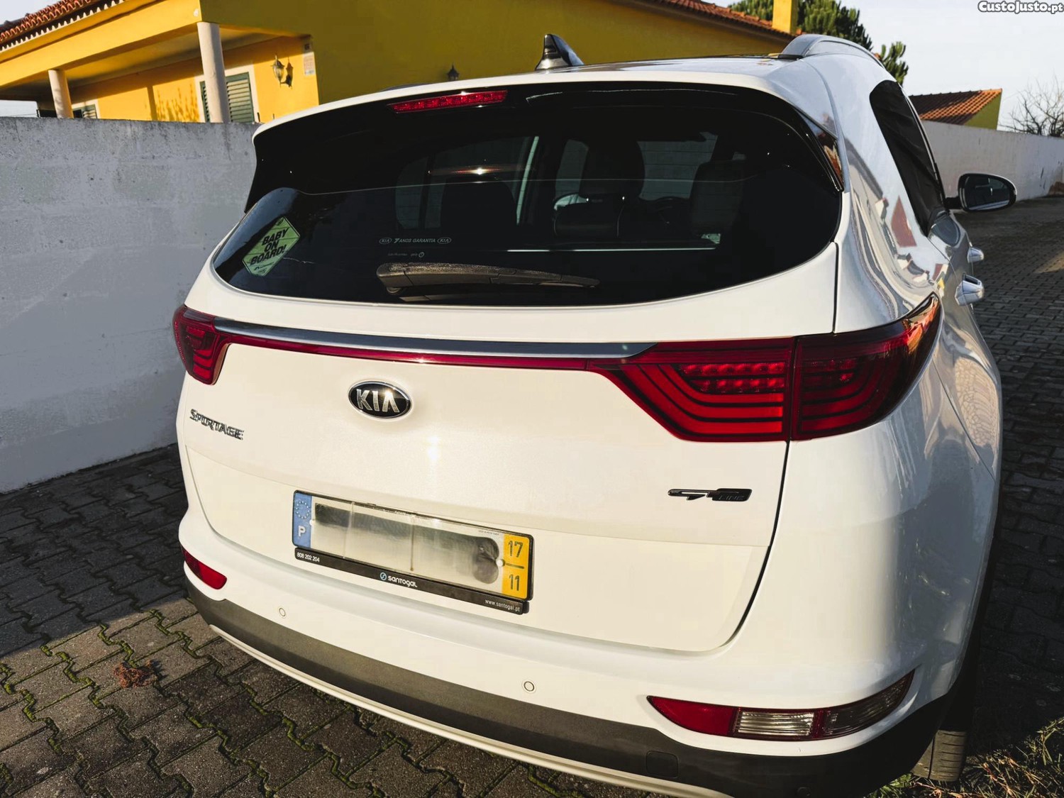 Kia Sportage 1.7 CRDI - versão GT Line - 7DCT — fotografia 9