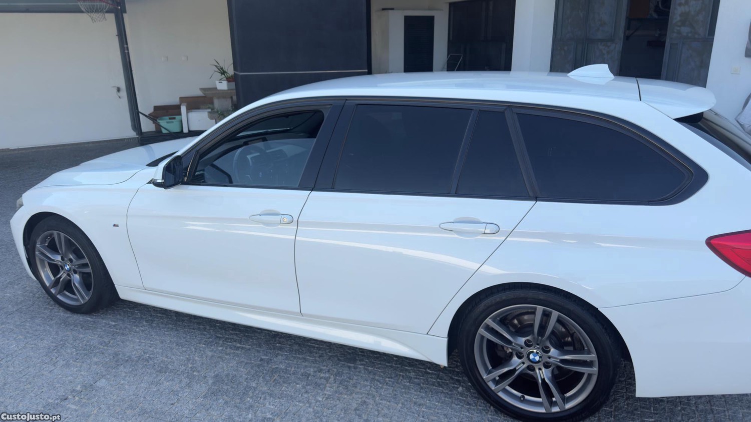 BMW 318 Touring - pack M — fotografia 8