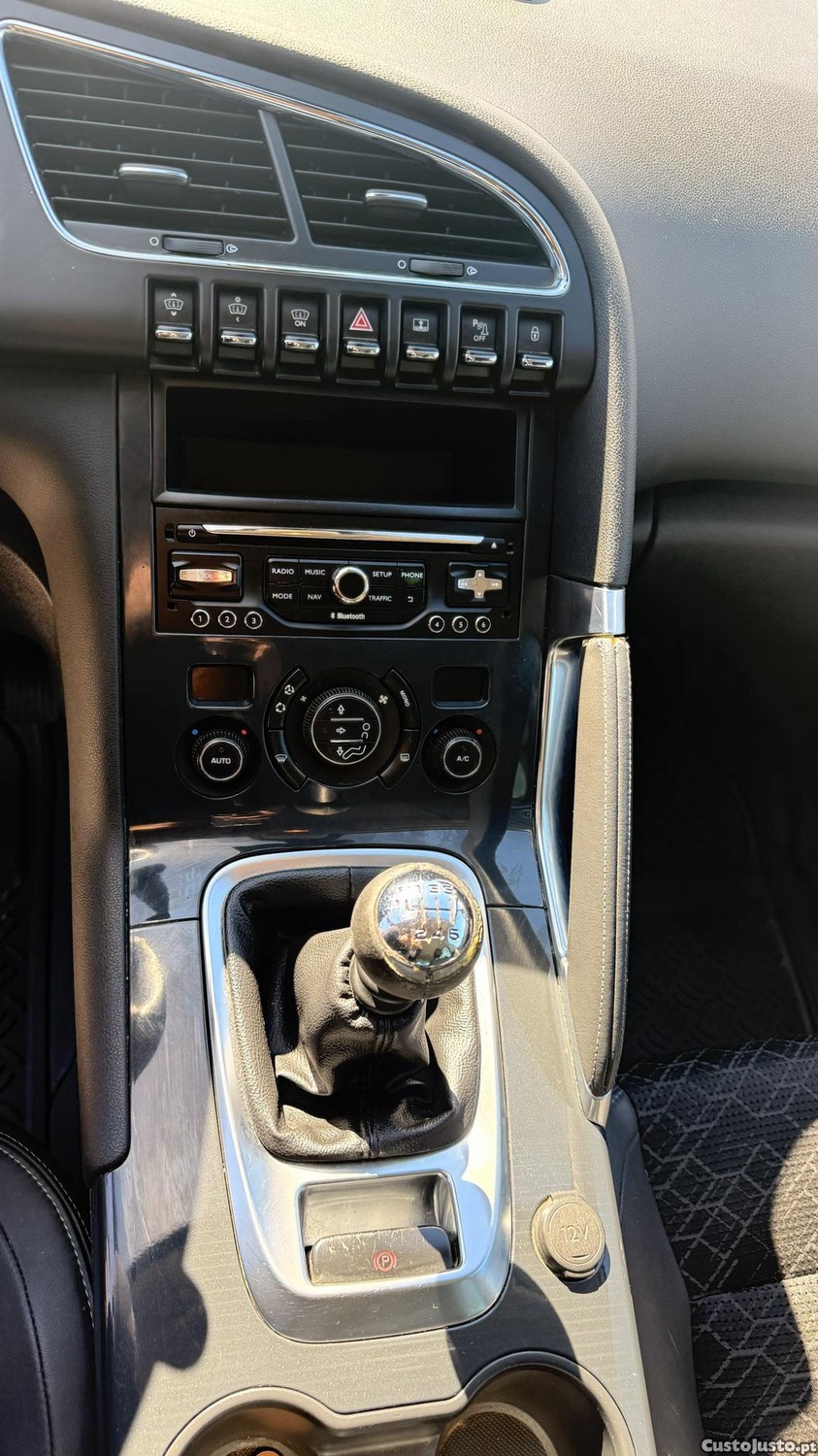Peugeot 3008 1.6 HDI de 2014 — fotografia 6