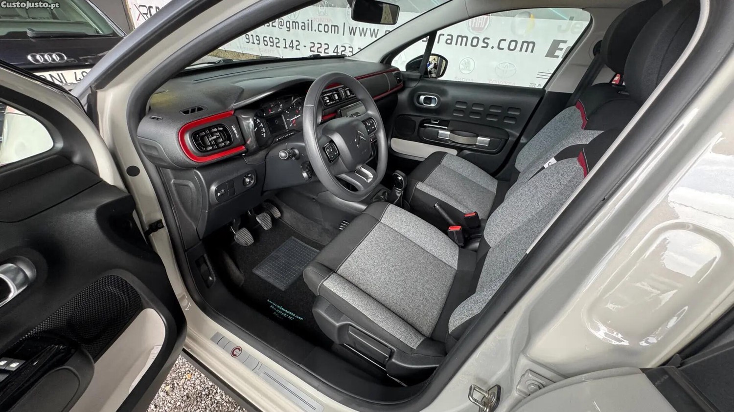 Citroën C3 1.2 PureTech C-Series — fotografia 19