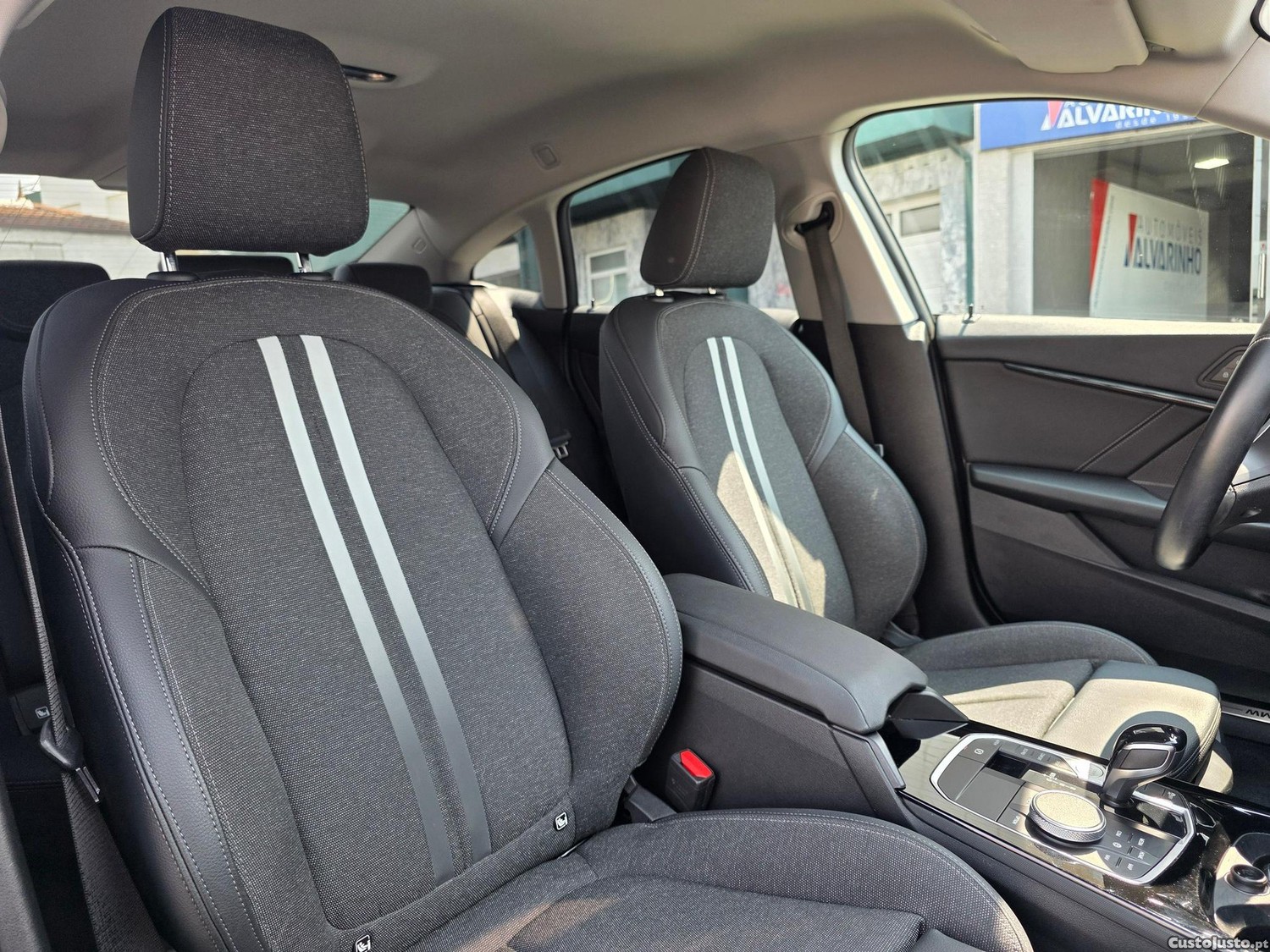BMW 216 d Line Sport — fotografia 7