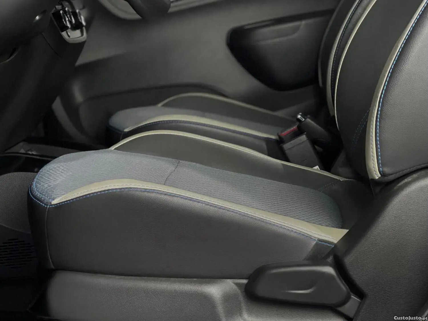 Dacia Spring Electric 45 Comfort — fotografia 8