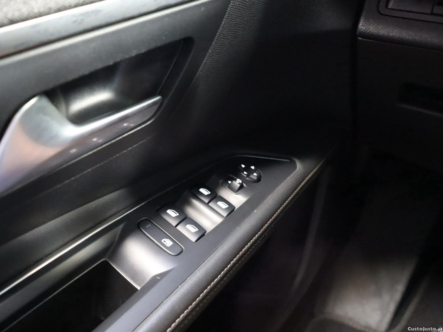 Peugeot 5008 1.5 BlueHDi GT EAT8 — fotografia 9