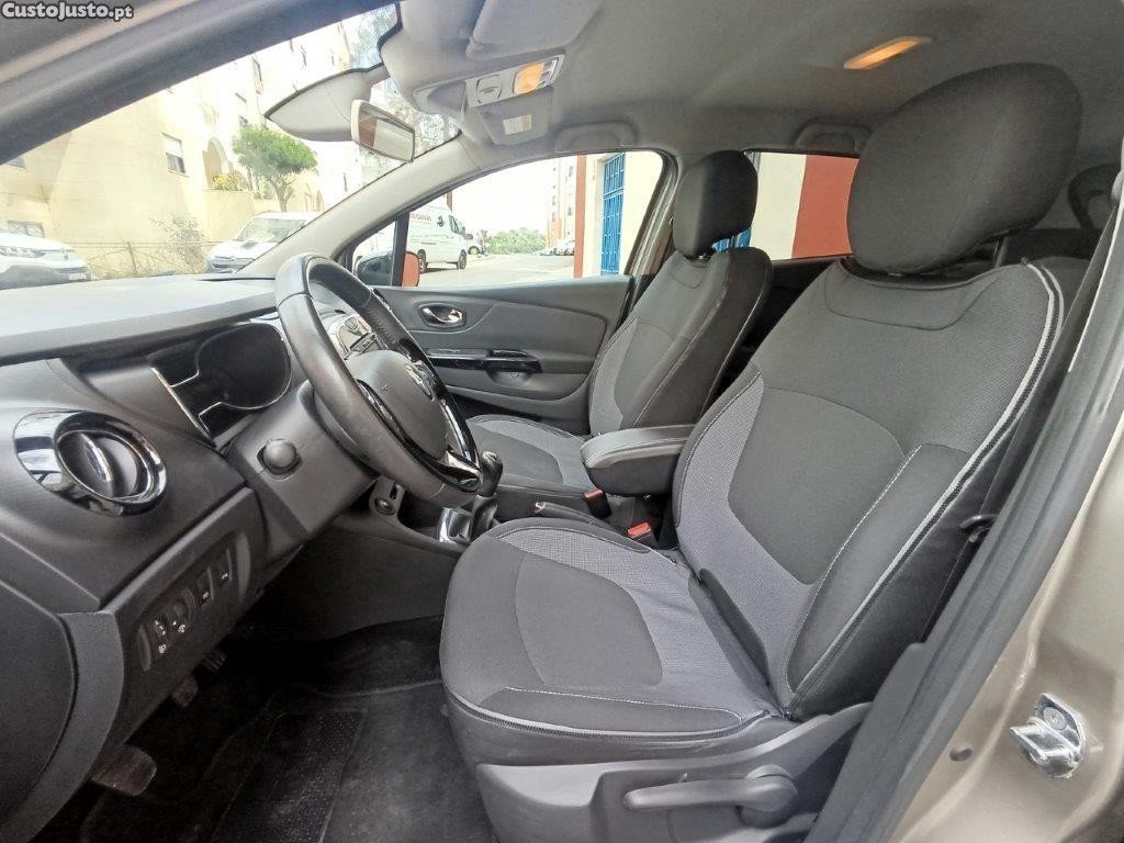 Renault Captur 0.9 TCe Exclusive 1 Dono Nacional — fotografia 7