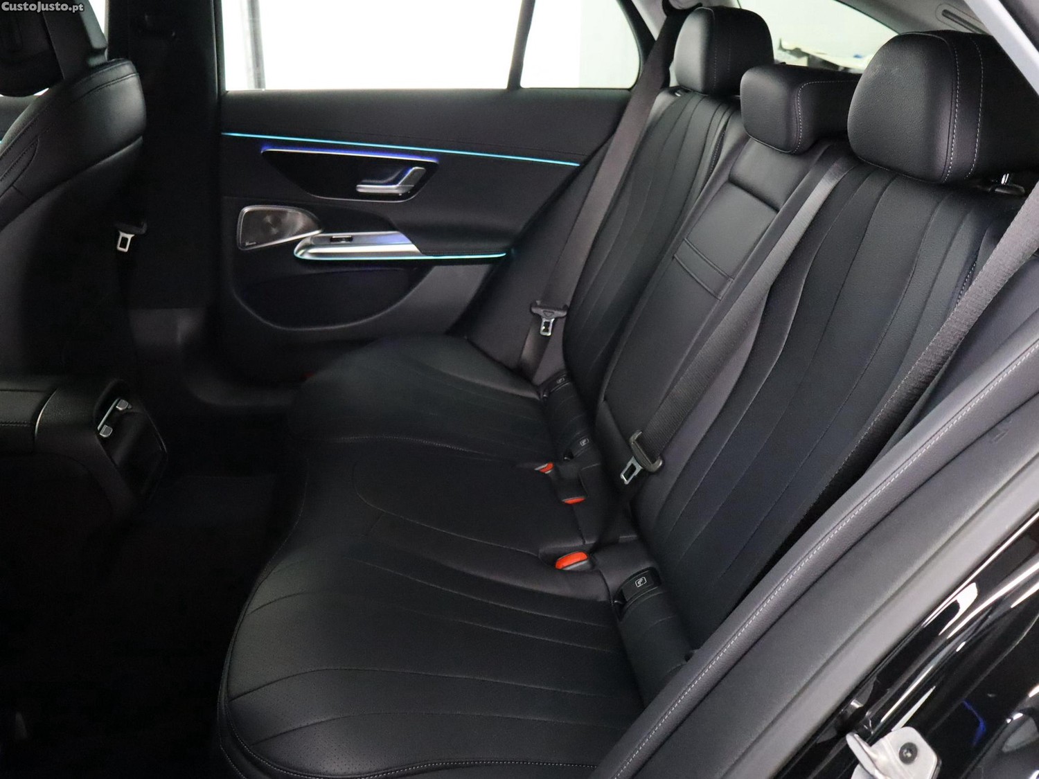 Mercedes-Benz E 300 de 4Matic All-Terrain — fotografia 18