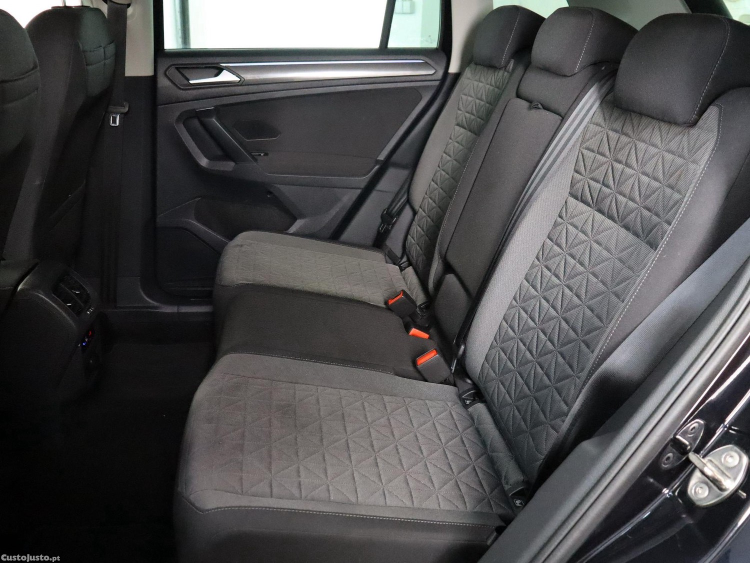 Volkswagen Tiguan 1.4 TSI eHybrid Life DSG — fotografia 15