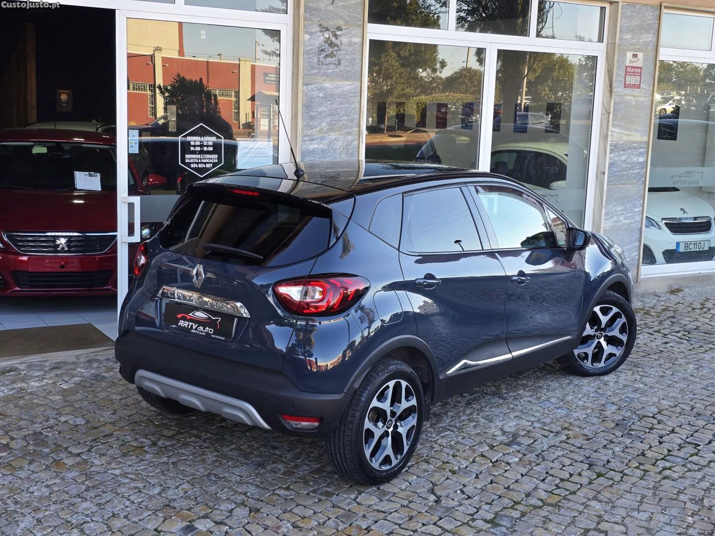 Renault Captur 0.9 TCE Exclusive — fotografia 19
