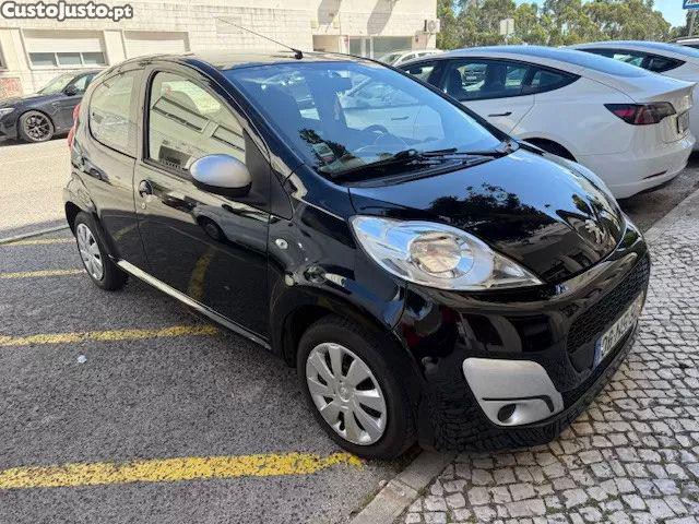 Peugeot 107 1.0 access — fotografia 11