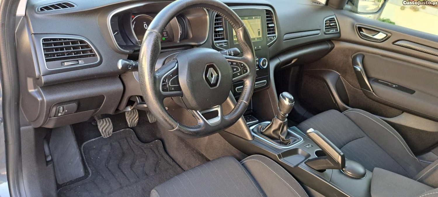 Renault Mégane 1.5 DCI sport tourer Limited — fotografia 5