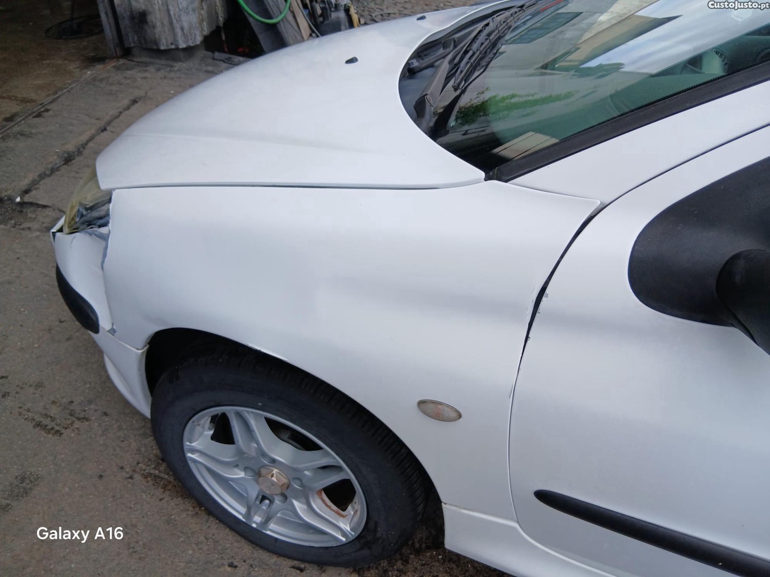 Peugeot 206 (2S8hxf)  1.4 HDi Diesel - 04 foto 2