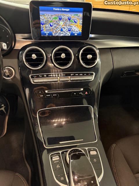 Mercedes-Benz C 180 d 7G-Tronic Exclusive — fotografia 7