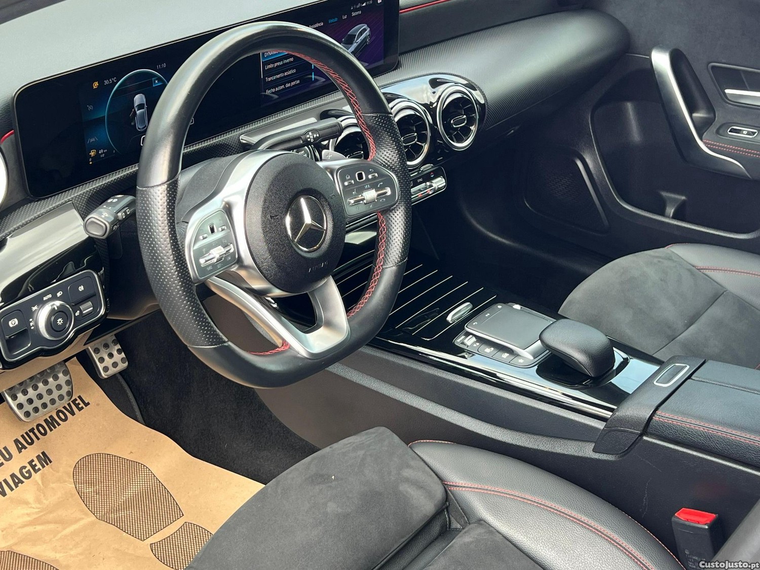 Mercedes-Benz A 200 d AMG Line Aut. — fotografia 10