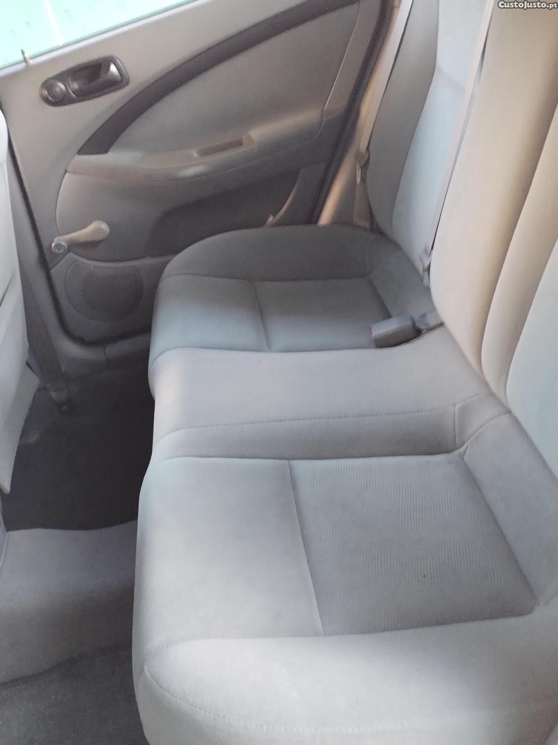 Chevrolet Lacetti — fotografia 6