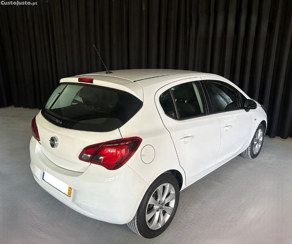 Opel Corsa 1.4 Easytronic — fotografia 3
