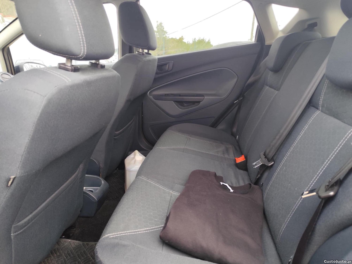Ford Fiesta Titanium 1600 TDCI — fotografia 9
