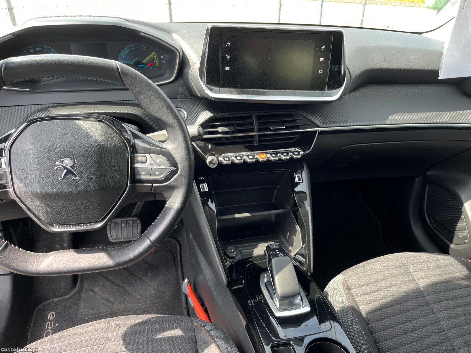 Peugeot 208 Elétrico — fotografia 7