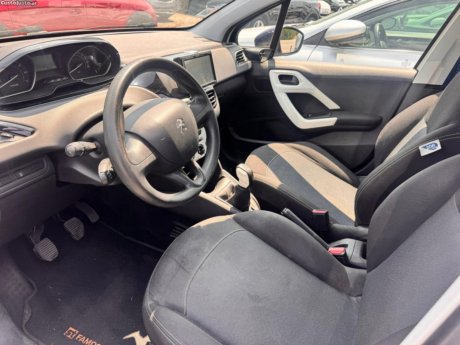 Peugeot 208 1.0 VTi Access — fotografia 5