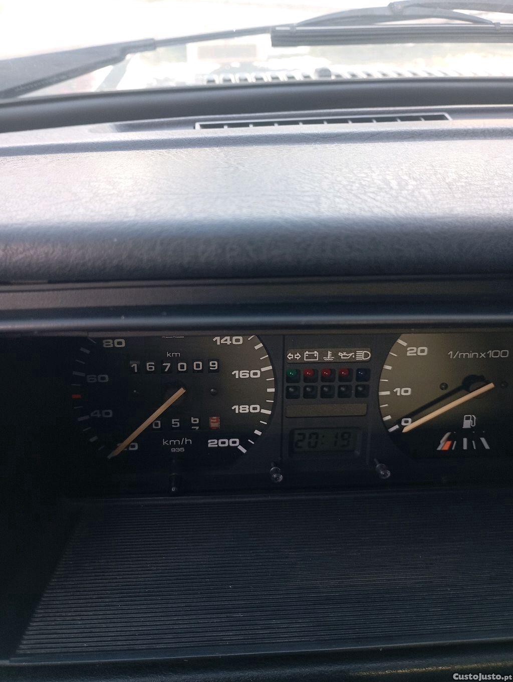 Volkswagen Golf 1.3 — fotografia 6